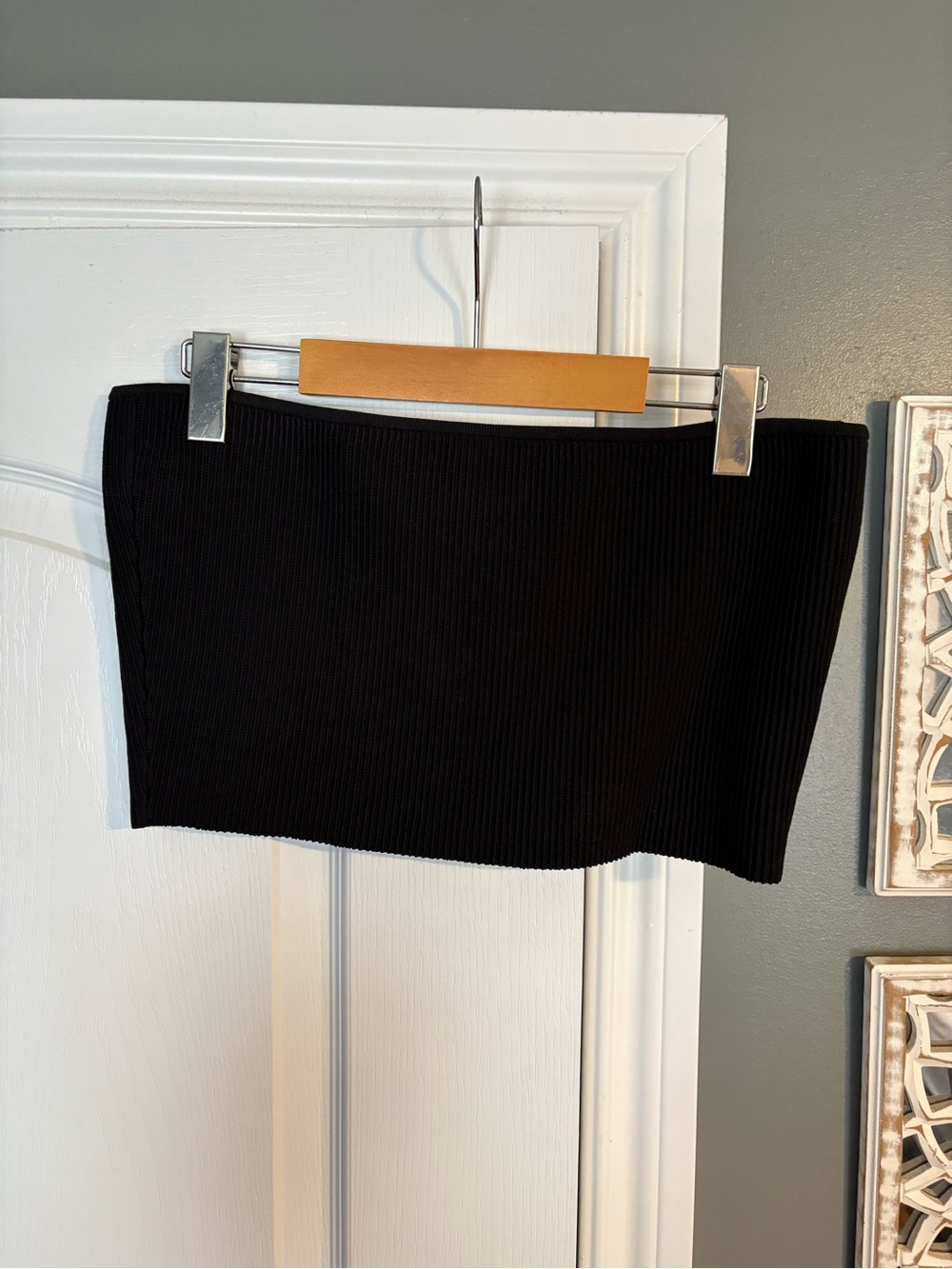 Aritzia | Babaton Sculpt Knit Tube Top
